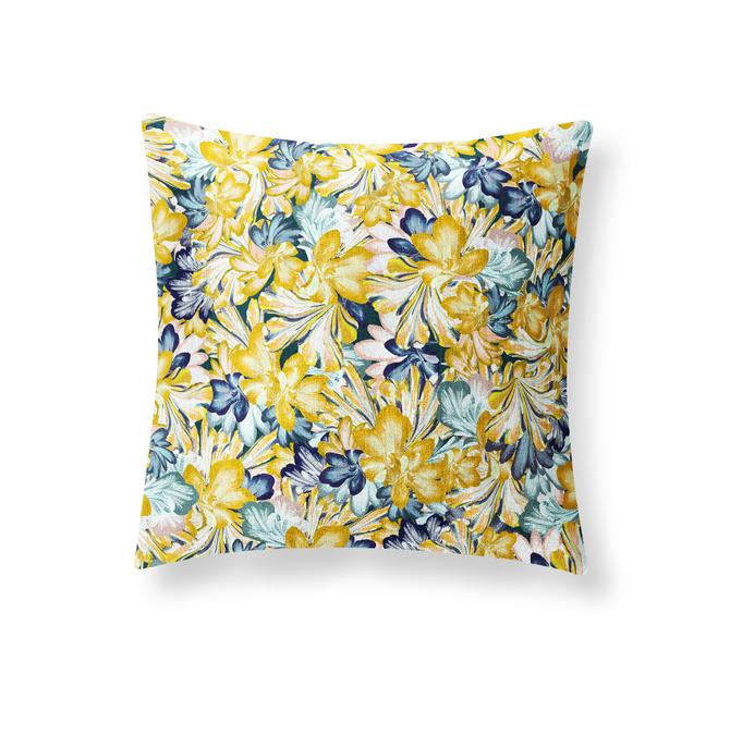 SOGE pillow cover in Parfe